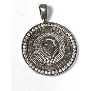 925 Sterling Silver Pendant Round Medallion Lion Greek Key Vintage CZ 13.12g